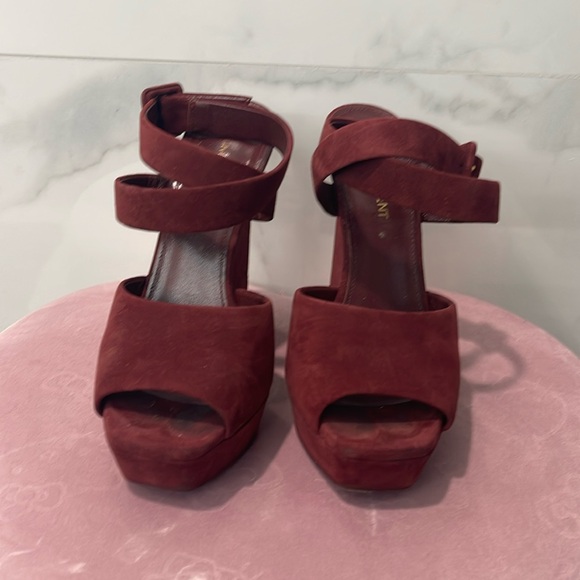 Saint Laurent heels. - Picture 1 of 6